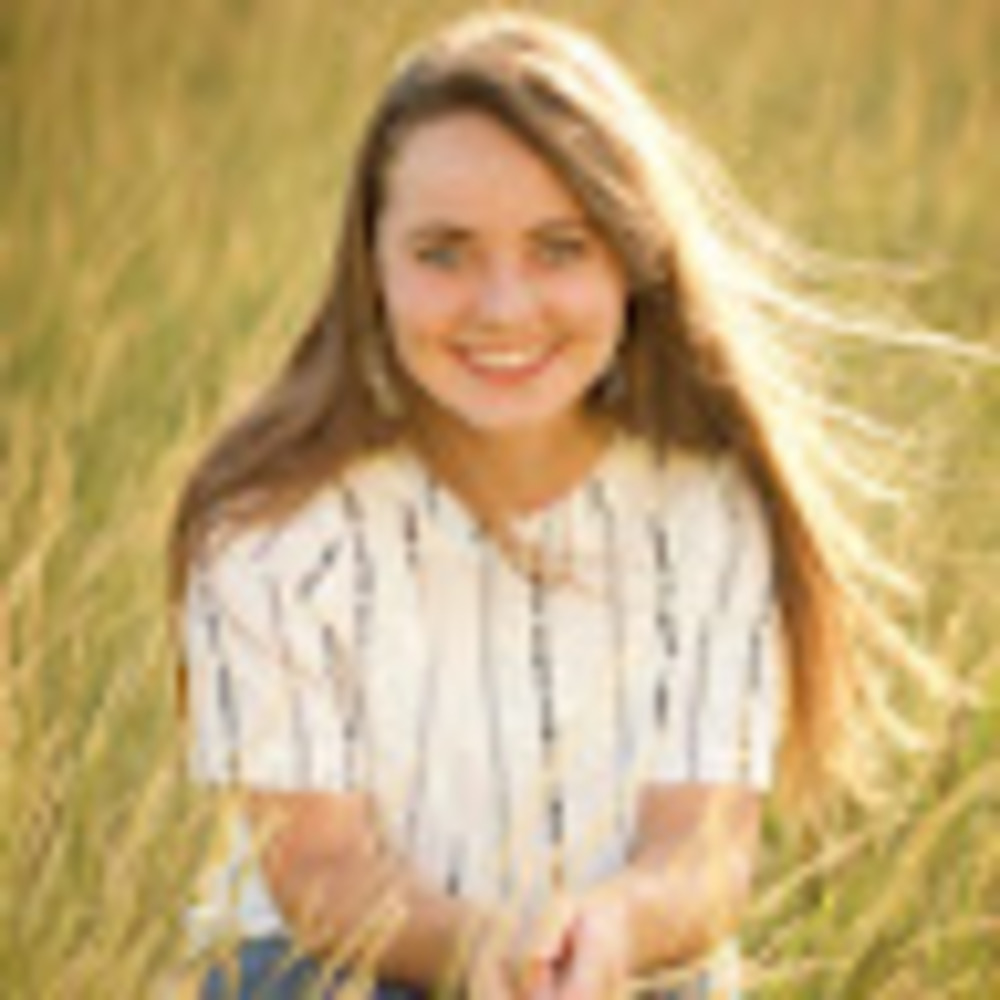 Meet your Posher, Naomi